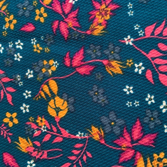 Lularoe Pencil Skirt Size Small - Picture 5 of 5